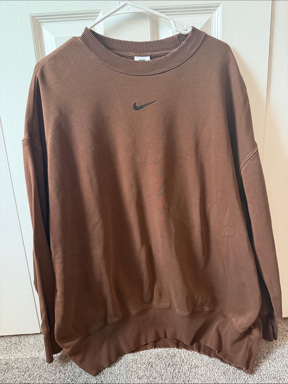 Nike Men’s Chocolate Brown Crewneck Sweatshirt with Black Swoosh